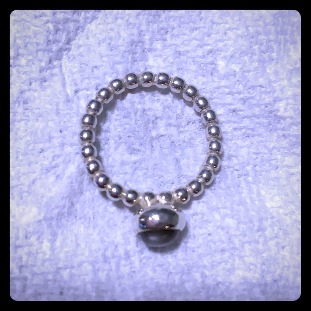 Pandora ring 💍 with grey stone 🤩